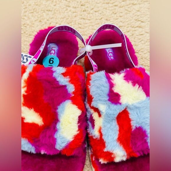NWT UGG Fluff Yeah Pink Camopop Shearling Slippers Women’s Sz 6 - Picture 16 of 16